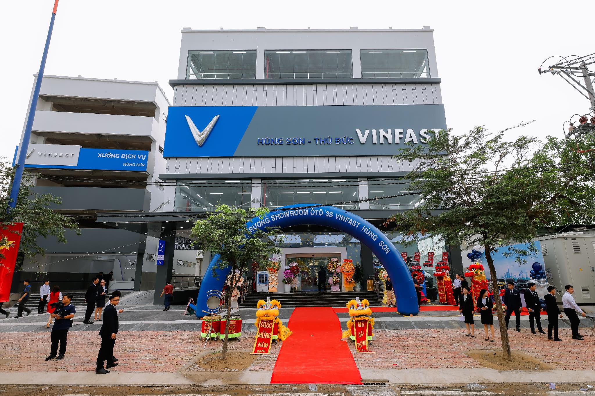 Toàn cảnh showroom 3S VinFast Hùng Sơn – Thủ Đức