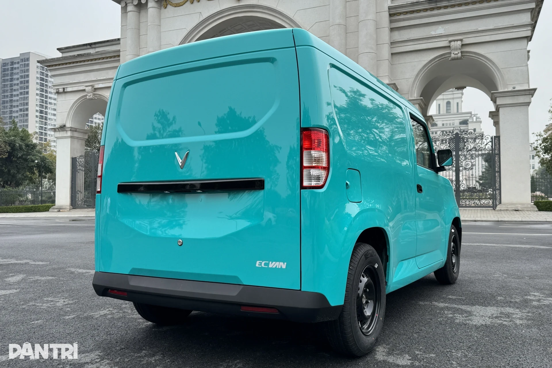 EC Van